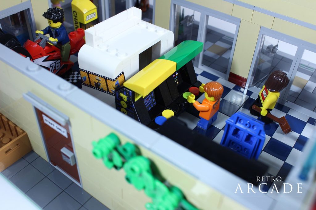 LEGO Ideas Retro Arcade