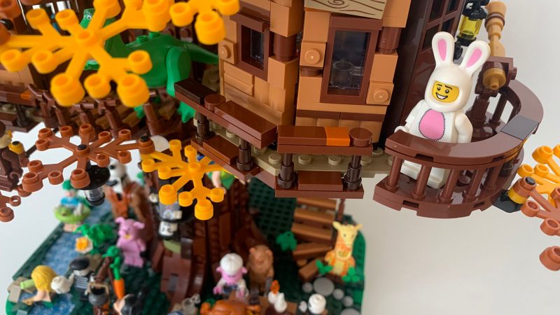 Brickmontamos … la Casa del Árbol (21318)
