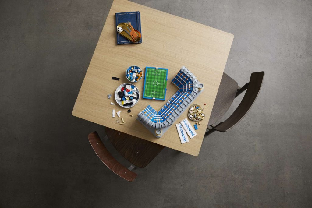 LEGO Santiago Bernabéu 10299