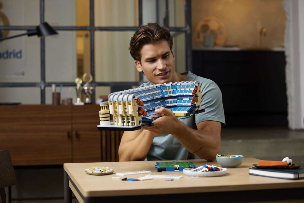 LEGO Santiago Bernabéu 10299