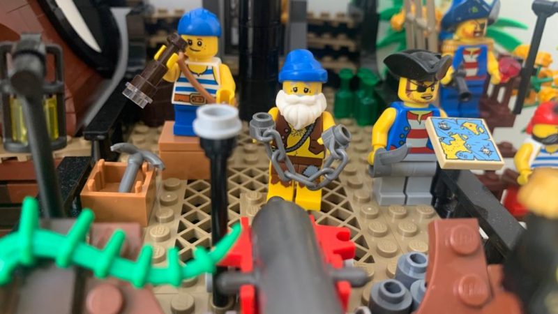Brickmontamos…Piratas de Bahía Barracuda (21322)
