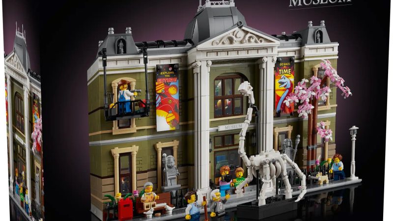 Modular 2024: LEGO Icons Museo de Historia Natural (10326)